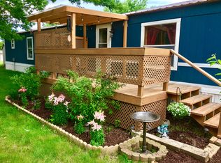 1012 N Bullet Pl, Sioux Falls, SD 57103