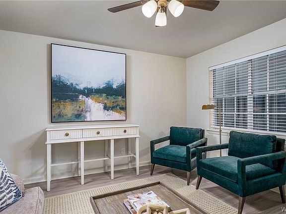 4th image of 1213 Convent St APT 3