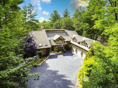 350 Club Dr, Sapphire, NC, 28774
