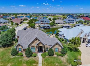 2703 Harborside Dr, Granbury, TX 76048