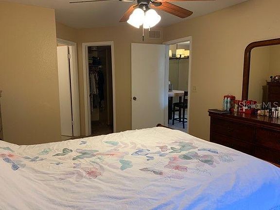 3rd image of 3004 Parkway Blvd APT 212