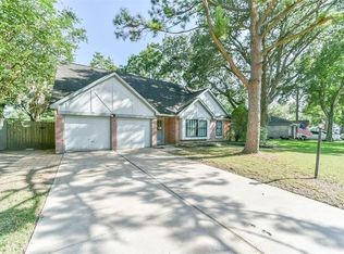 3007 Ferndale Dr, League City, TX 77573