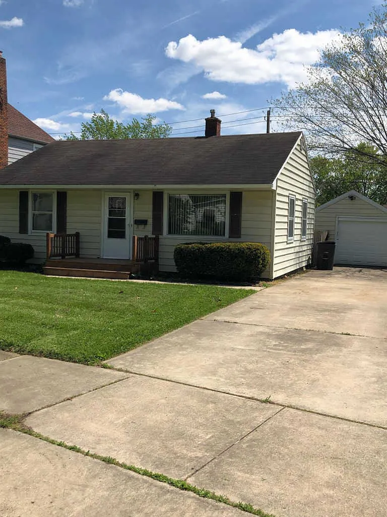 1819 Purdue Dr photo 1