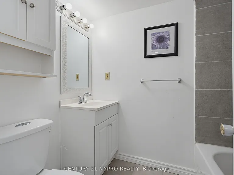 143 Ardsley Cres — Photo 25