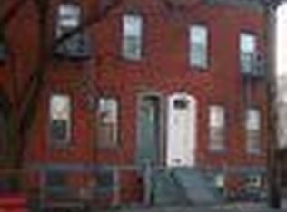 37 1/2 Clark St, Newark, NJ 07104