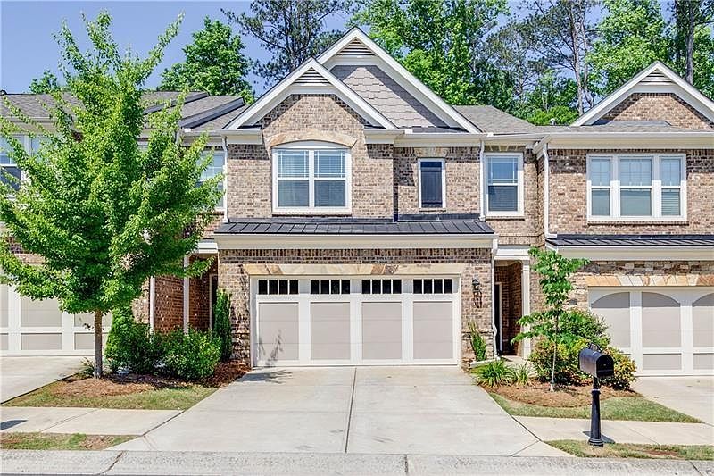 1st image of 13374 Canary Ln