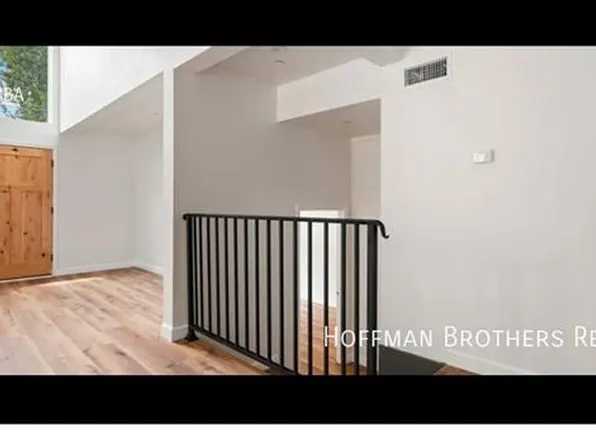 5507 S Manhattan Pl, Los Angeles, CA 90062