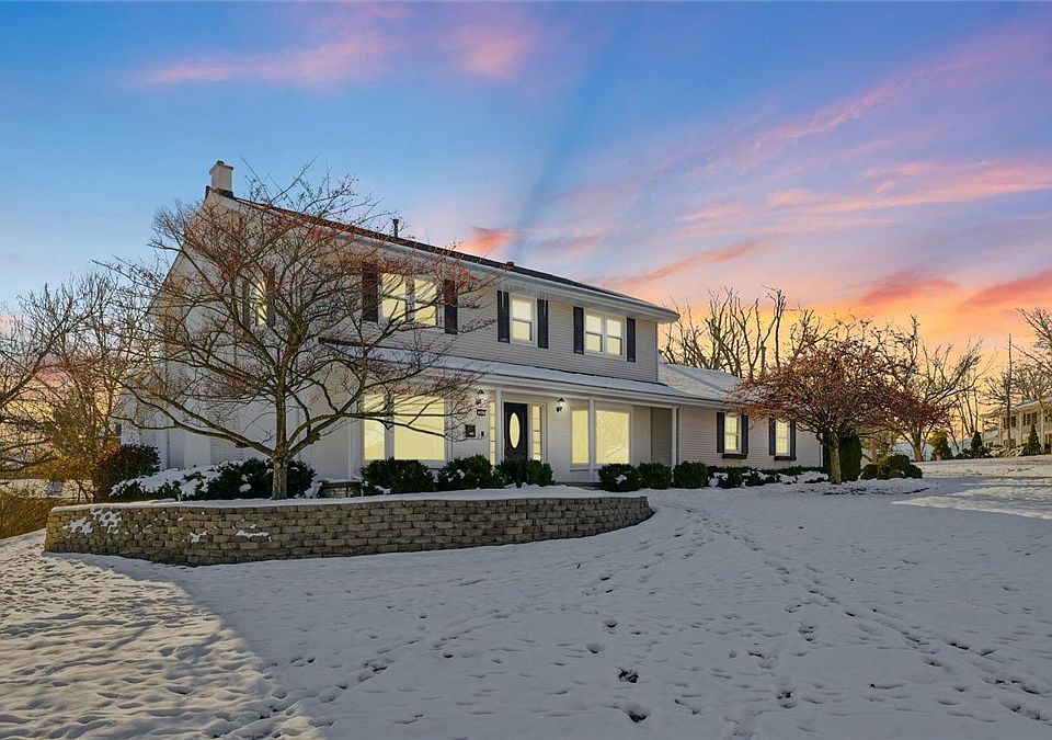 1st image of 207 Denvale Dr