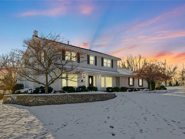207 Denvale Dr, Danville, IL 61832