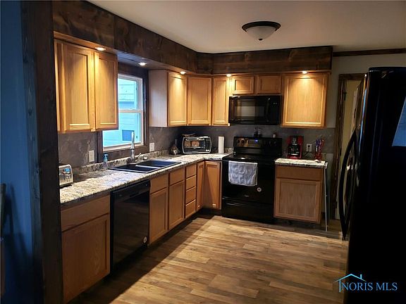 4th image of 15237 Homer Dr