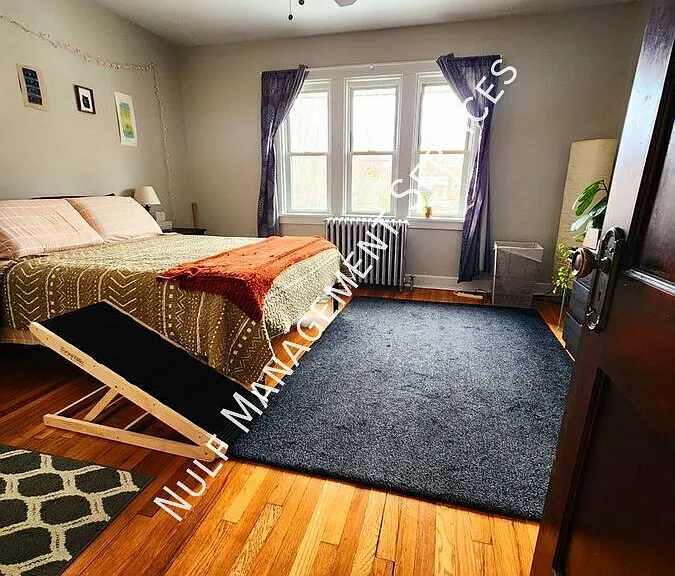 5846 Burchfield Ave — Photo 7
