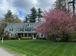 31 Minuteman Rd, Medfield, MA 02052