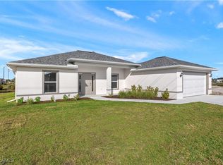 3749 NE 16th Place Cpe, Coral, FL 33909
