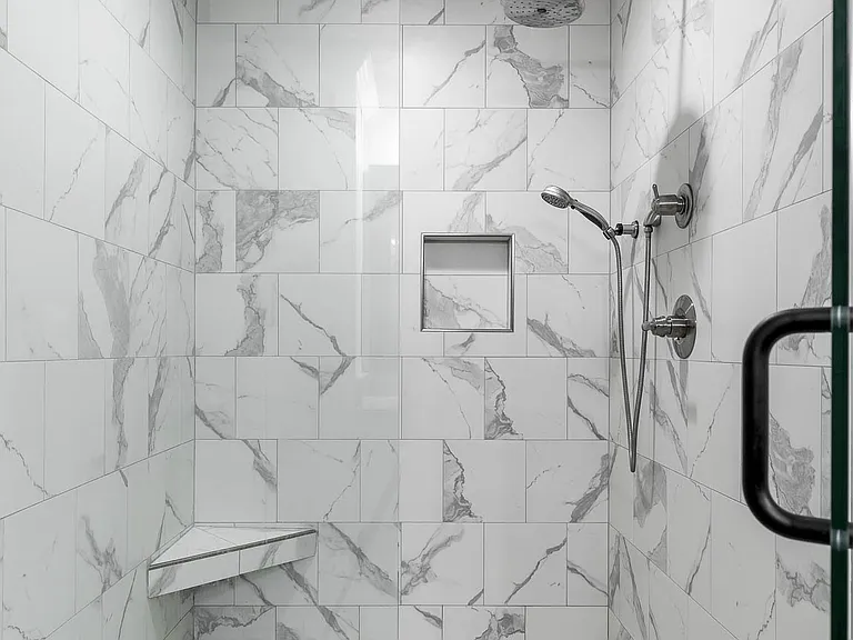 446 Candytuft Ln — Photo 8