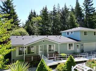 2575 26th St, North Bend, OR 97459