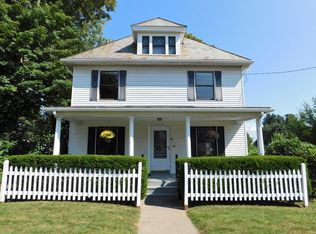 24 Pine St, West Springfield, MA 01089