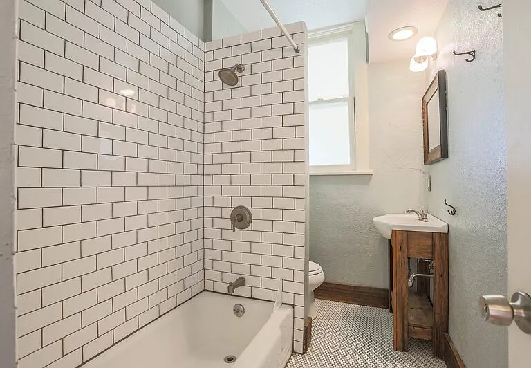 2817 Kearney St — Photo 16