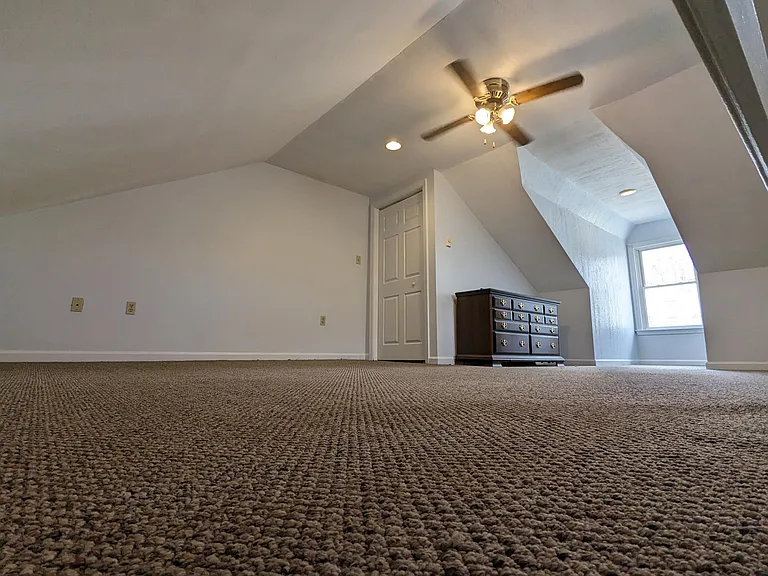 2625 S 18th Street Ext — Photo 25