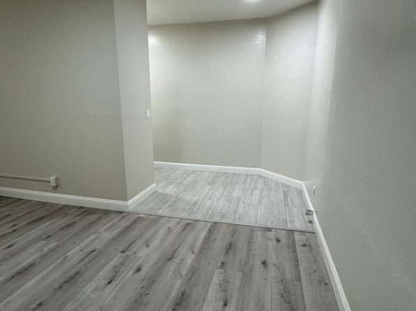 1350 Washington St - Image 4