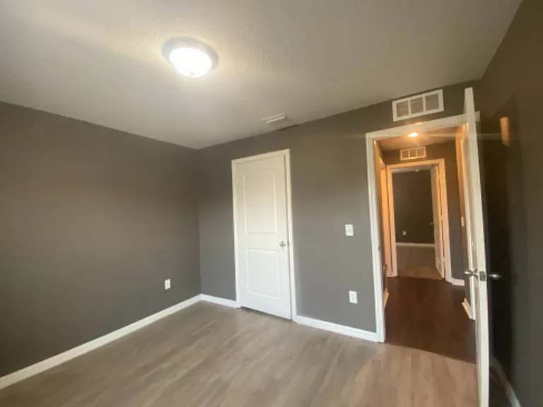 26463 Mott Ave — Photo 14