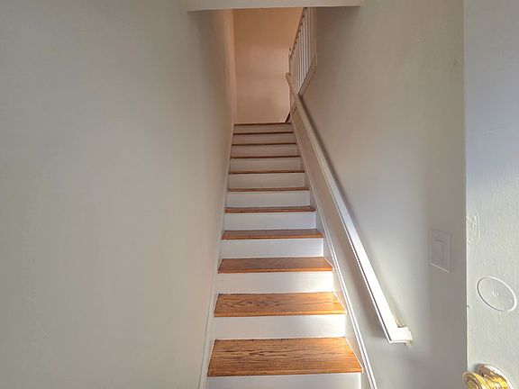 3rd image of 226-25 69th Ave Floor 2