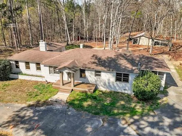 612 Skippers Lodge Rd, Cross Hill, SC 29332