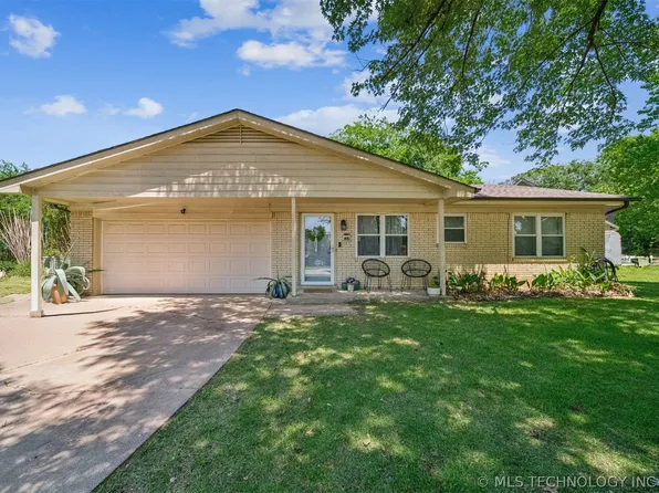 812 W Atlanta Pl, Broken Arrow, OK 74012