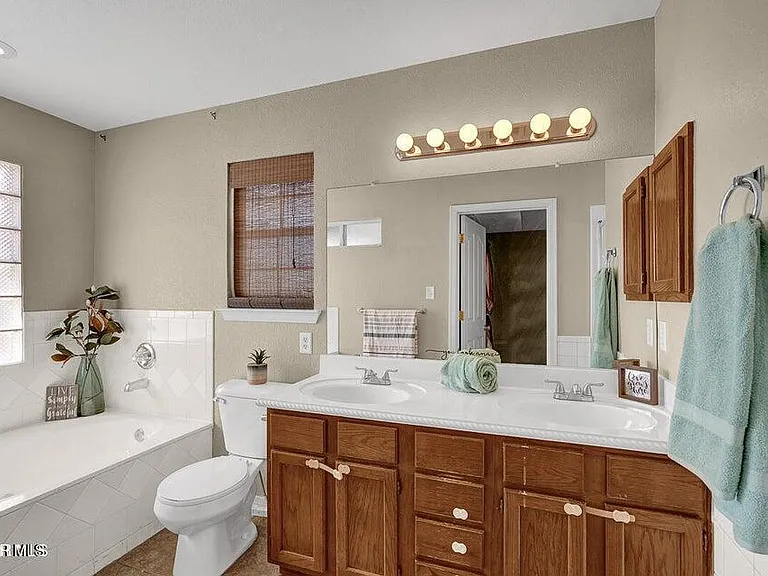 7311 Corona Del Sol — Photo 4