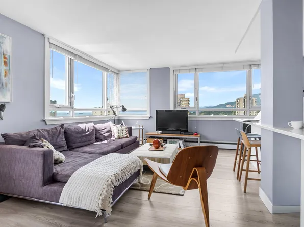 1850 Comox St #1903, Vancouver, BC V6G 1R3