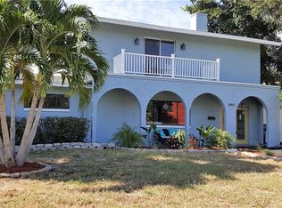 3997 Beach Dr SE, Saint Petersburg, FL 33705