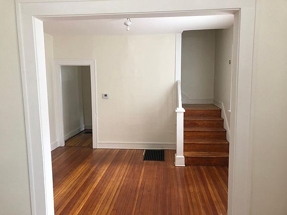 3rd image of 4341 Carrollton Ave