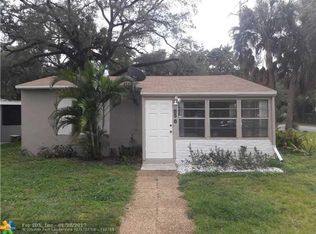 858 SW 11th Ct, Fort Lauderdale, FL 33315
