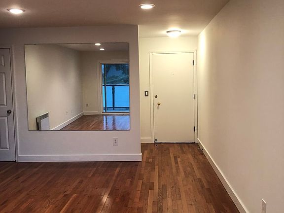 5th image of 3711 26th Pl W APT 103