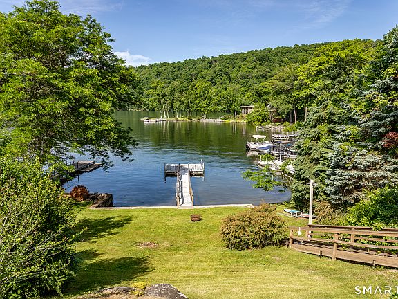 4th image of 801 Candlewood Lake Road South