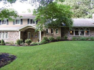 2170 W Ridge Dr, Lancaster, PA 17603