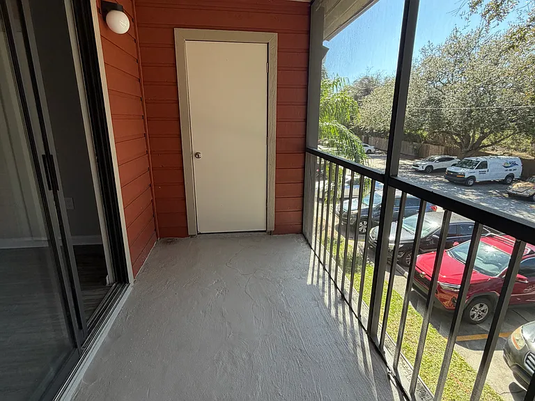 Baywater Apartments — Photo 32