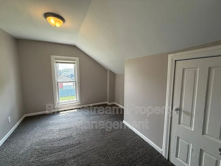 921 S Kent Ln — Photo 7