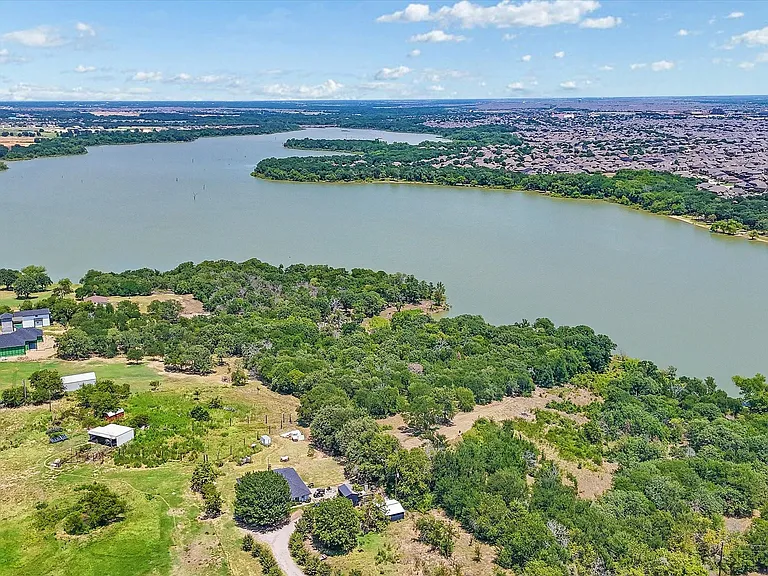 4309 Lake View Rd — Photo 37