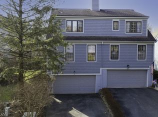 48 Tanager Ct, Wayne, NJ