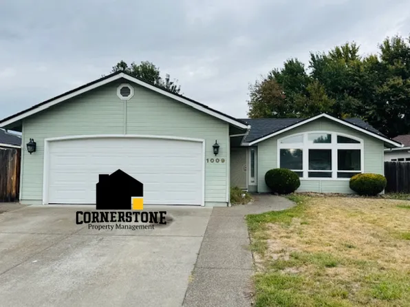 1009 Juanita Way, Central Pt, OR 97502