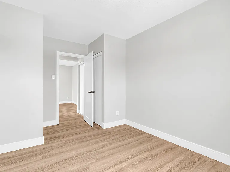 1220 Hamilton St — Photo 8