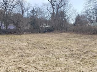 Simonds Rd, Williamstown, MA 01267