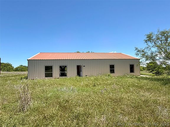 2nd image of 13717 Prairie Valley Rd