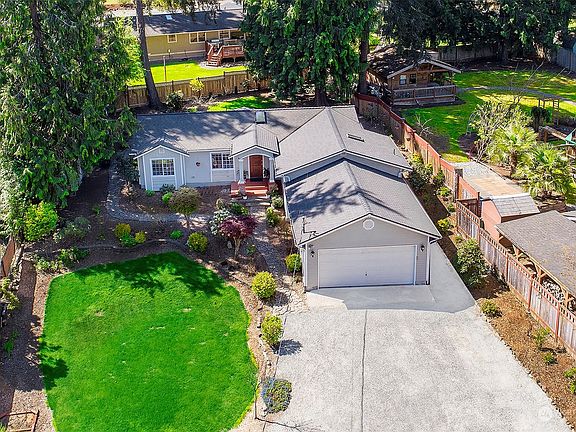2nd image of 21303 NE 61st Street