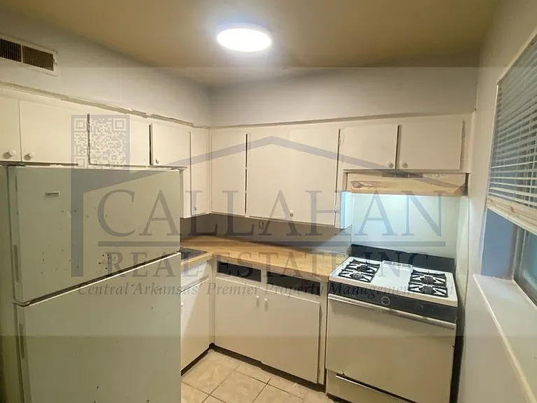 604 W M Ave — Photo 10