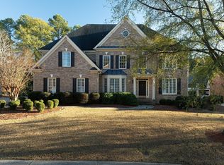 562 Grassmeade Way, Snellville, GA 30078