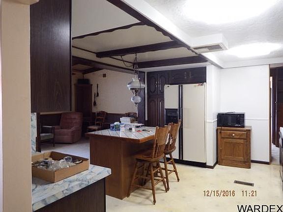 4th image of 225 E Riverfront Dr