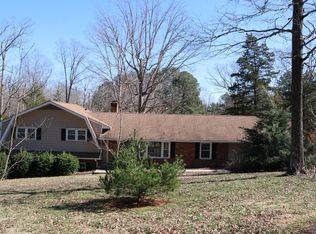 203 Belmont Cir, Farmville, VA 23901