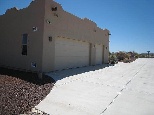Side entry Three Car Garage