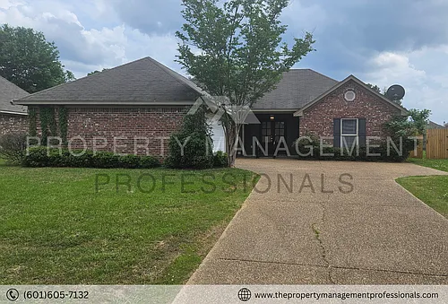 121 Cherry Laurel Cir Photo 1